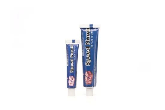 Crema anestésica para tatuajes de 10 g para alivio del dolor durante 3-4 horas con un grosor de 2-3 mm y aplicación de 50-60 minutos