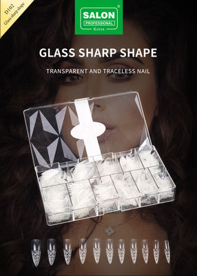 Long Sharp forma de uñas falsas Ultra delgadas naturales claras de color